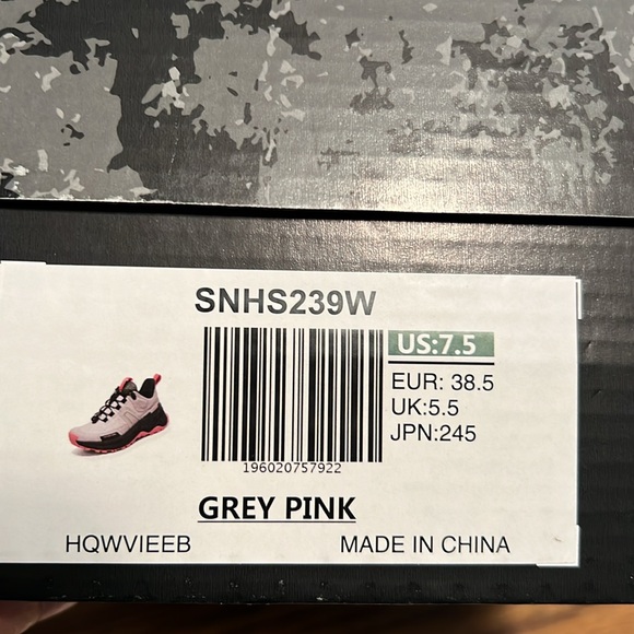 Brand New nortiV8 sneakers/hiking shoe size 7.5 - Picture 5 of 5